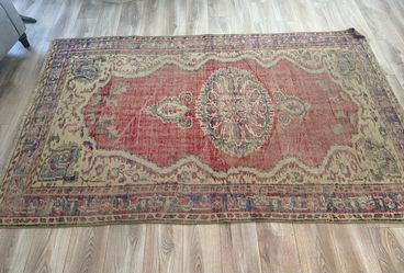 Vintage Kilim rug