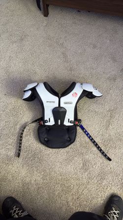 Battle defender adult small football pads