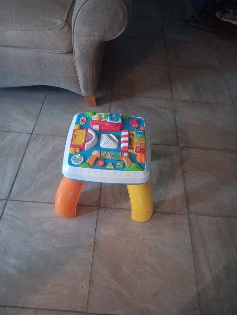 Fisher Price Kids Activity Table
