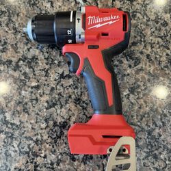 Milwaukee M18 18V Lithium-Ion Brushless Cordless 1/2 in. Compact Hammer Drill/Driver (Tool-Only)