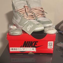 Seafoam Jordan 1 High OG 8men