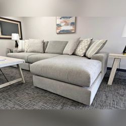 AVALIYAH ASH 3-PIECE RAF CHAISE SECTIONAL