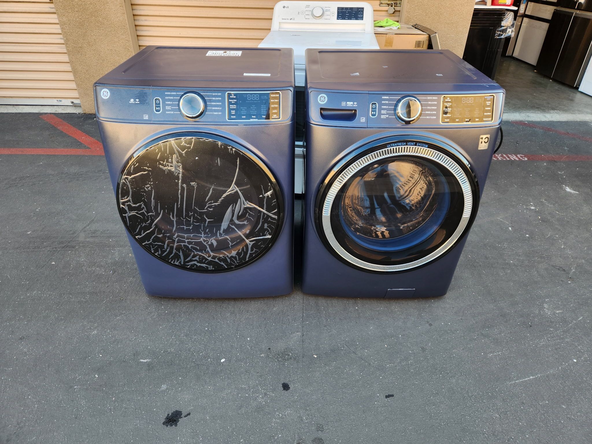 GE FRONT LOAD WASHER AND GAS DRYER SET