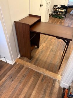 Folding desk