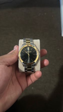 Mk watch