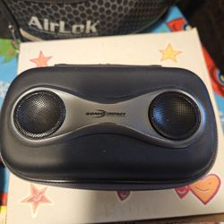 Carrying Case With Speakers