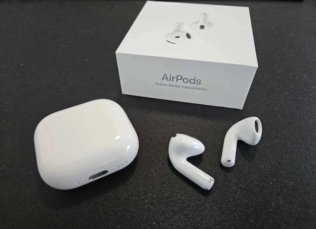 Apple AirPods 4 With Active Noise Cancellation - Brand New