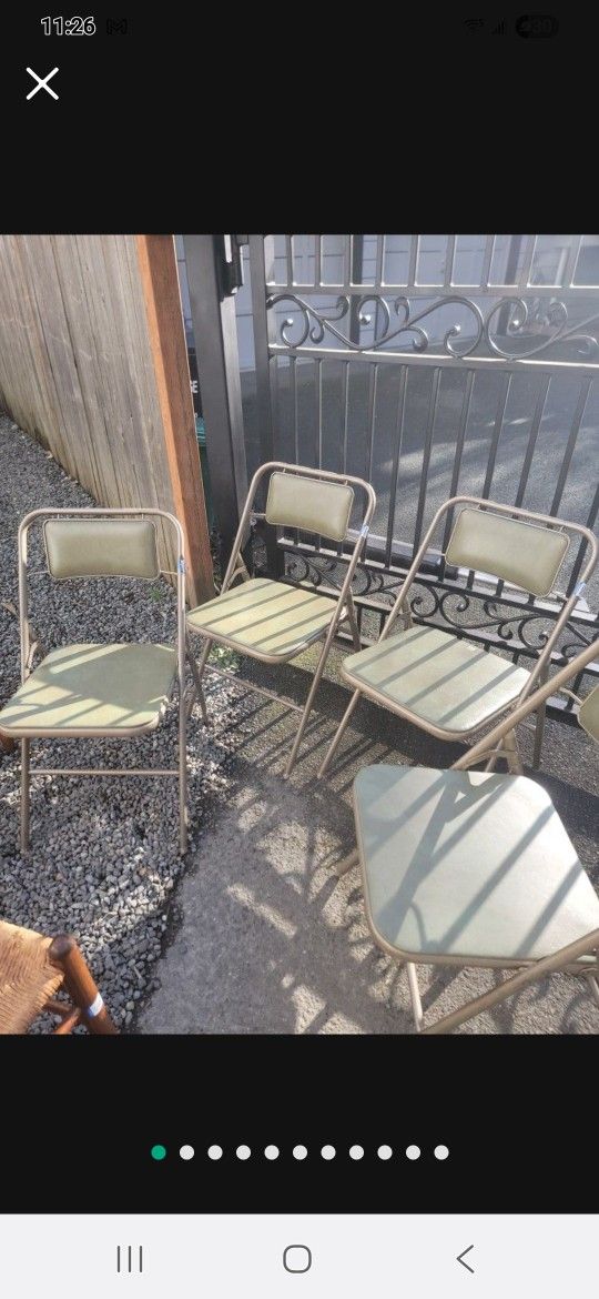 Set of 4 vintage 50s 60s green mid-century modern MCM Samsonite metal folding chairs
Iconic mid-century folding chairs made by Samsonite company
