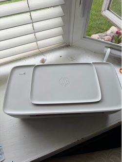 HP DeskJet 1112 Color Printer – Brand New
