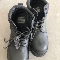 Safety Jogger 9.5 US size Steel toe shoes
