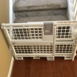 Munchkin baby 👶 screen