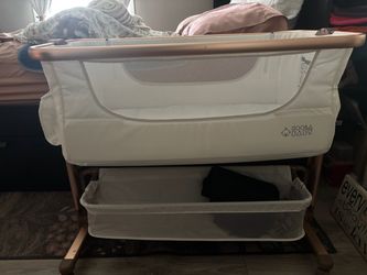 KoolerThings Bassinet