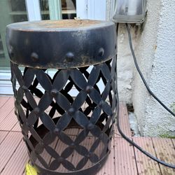 Round Metal Table Light Weight. 12” By 18” 15.00