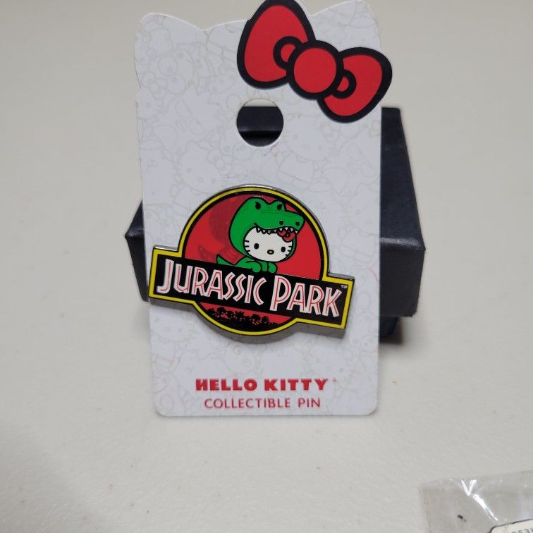 Hello Kitty Pin