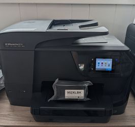 HP Officejet 8715 All-in-One color multi-function printer