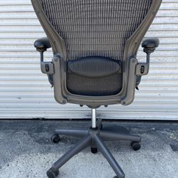 Herman Miller Aeron Size C Fully Loaded With All Adjustments Delivery Available For A Fee
