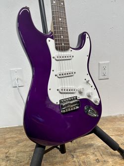 00 Squier Affinity Stratocaster Guitar in Galactic Purple for Sale