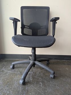 Alera Office Chairs With Armrests