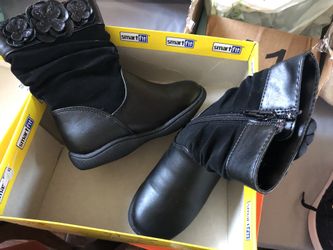 Girl boots