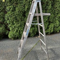 6ft Wooden Step Ladder