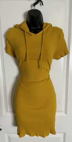 Cute Mustard dress Size M