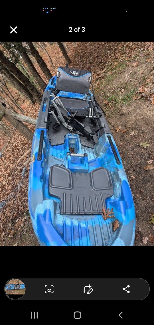 blue-Feelfree-Moken-12.5-PDL-kayak