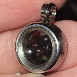 .6" Pendant With Black Ethiopian Fire Opal Cabachons 