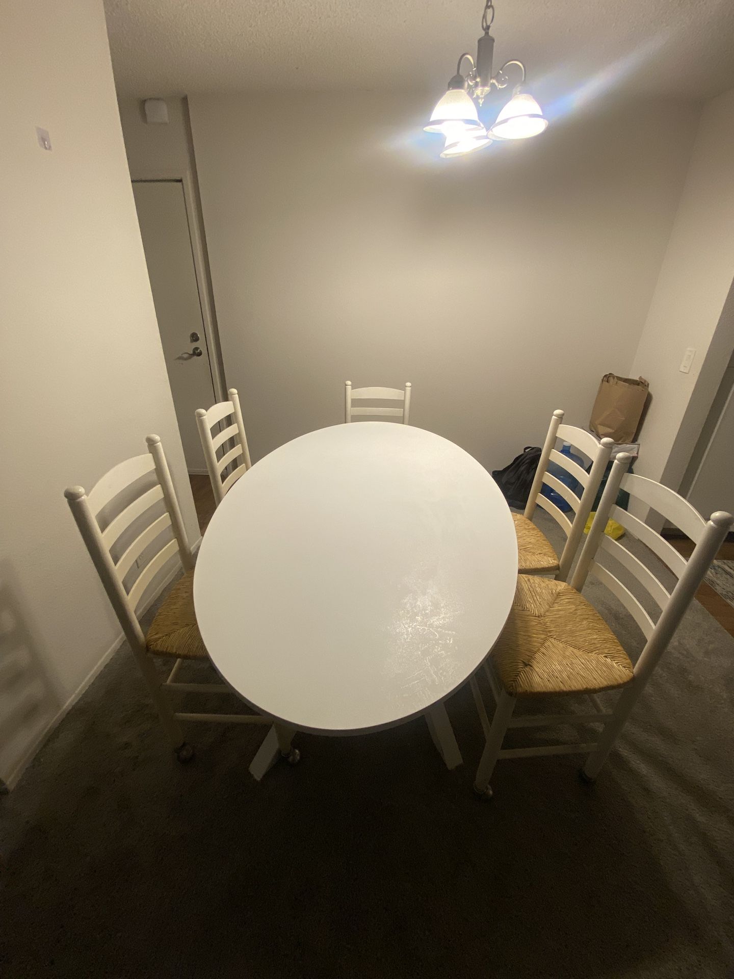 White Round Dining Table with 4 Chairs