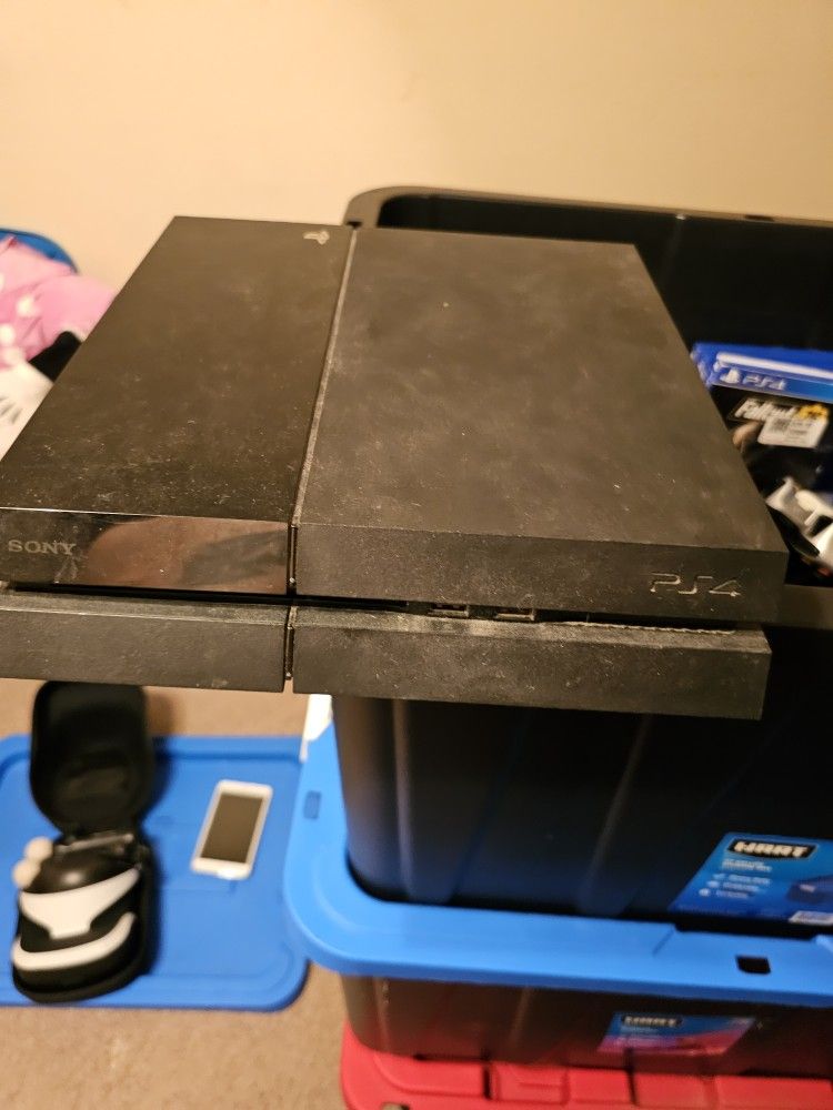 Ps4 With 4tb Memory Block