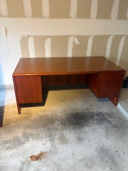 Large Wood Executive Office Desk with Drawers