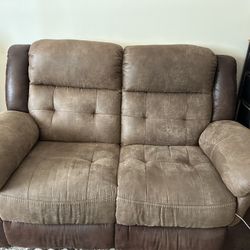 Reclining Loveseat And Reclining Sofa. 