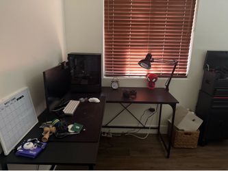 L desk