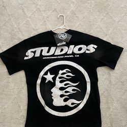 Original Classic Hellstar T-Shirt Size M