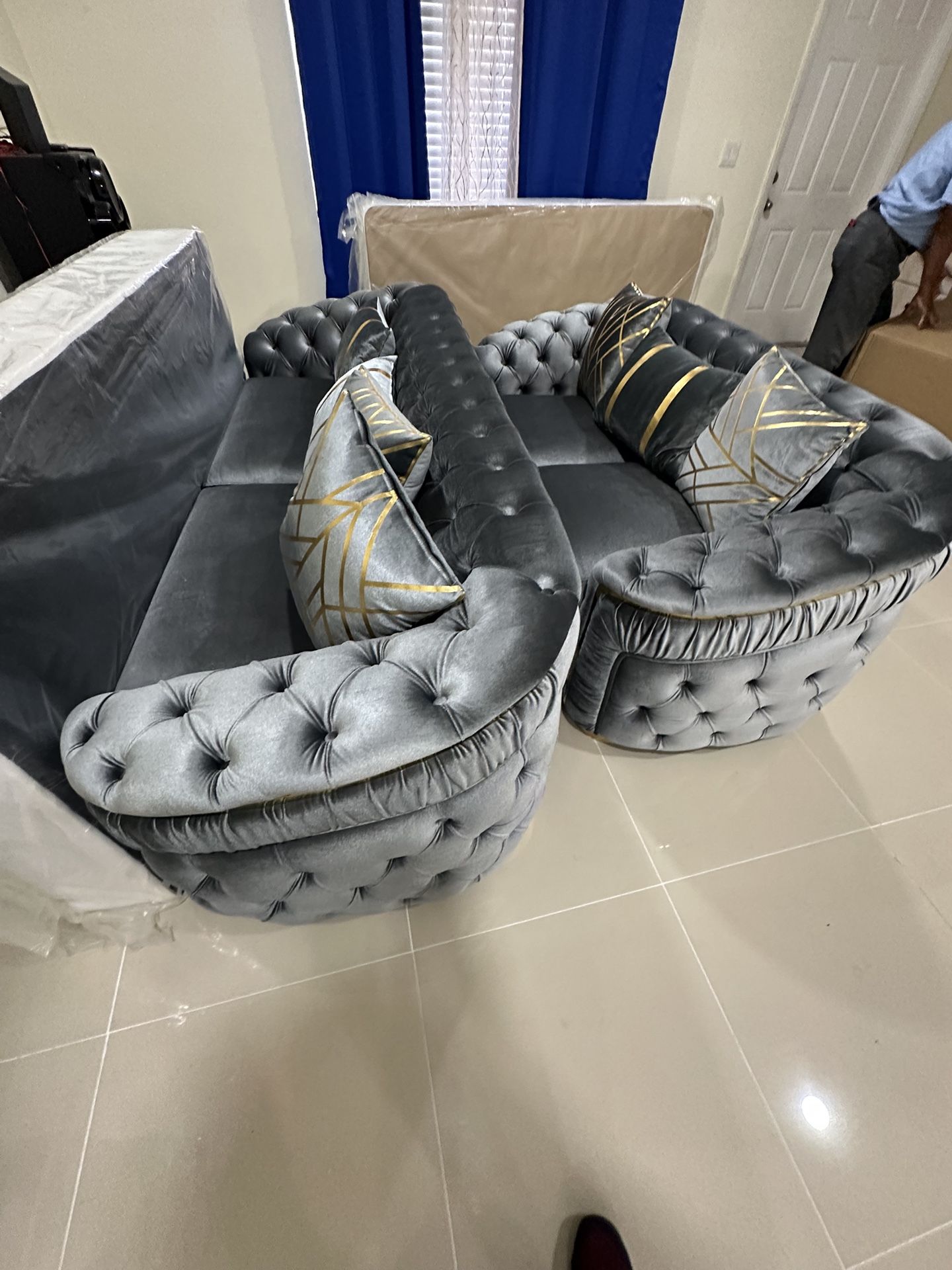 New In Box Gray Velvet Sofa And Love Seat!