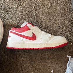 Jordan AJ 1 Low SE Ruby Red 