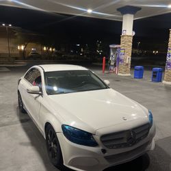 Mercades Benz- C300 / Amg/ Audi/ 