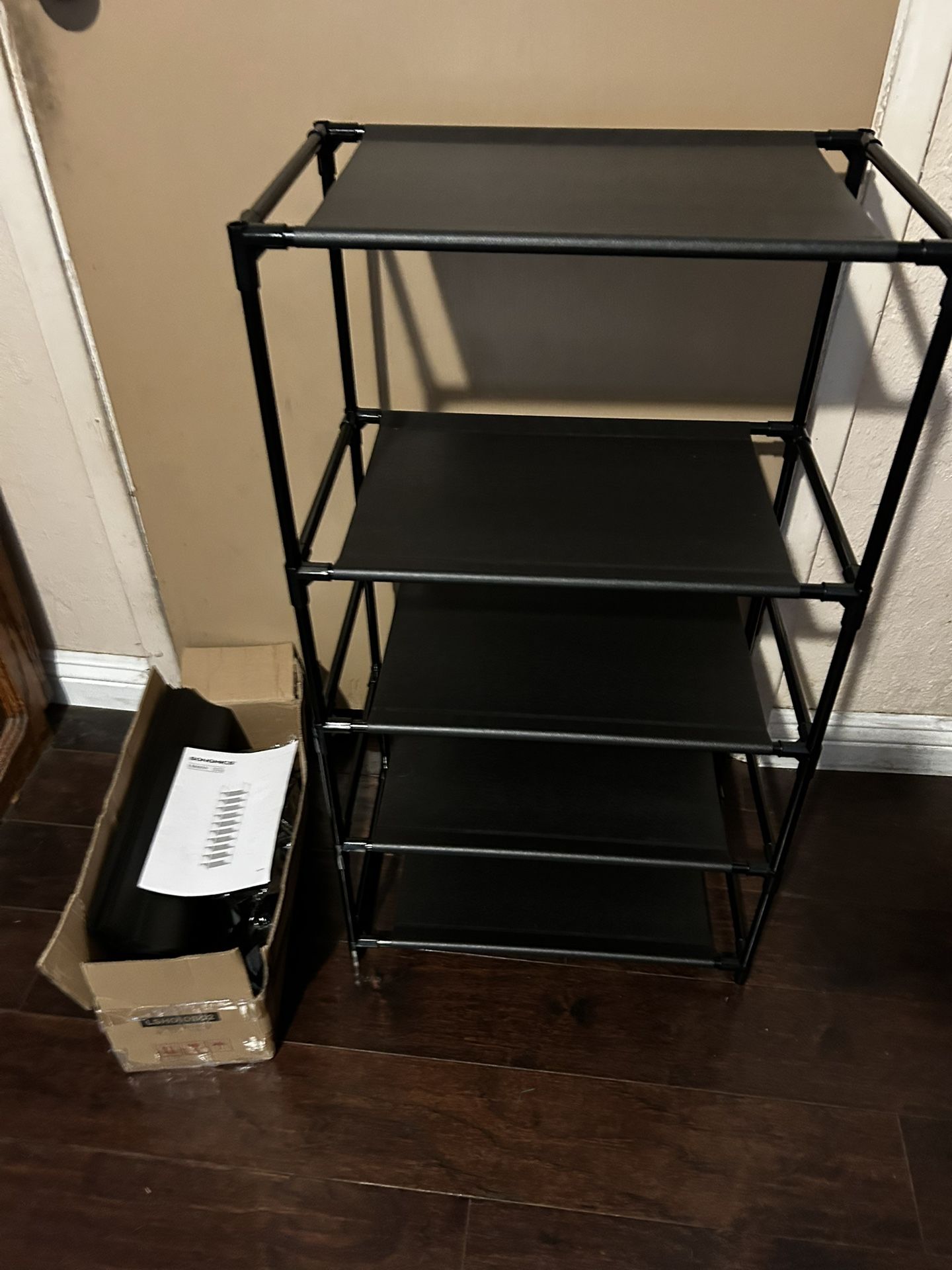 Adjustable Shelf
