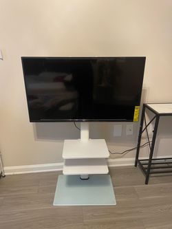 Roku TV with swivel stand (remote included)