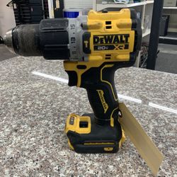 DEWALT 20v XR Brushless 1/2” Hammerdrill/drill Driver 