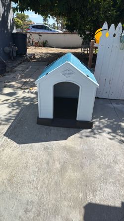Dog house