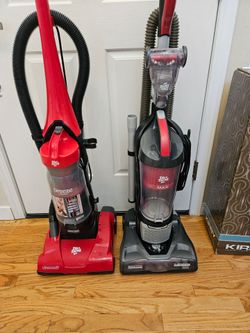 New Cond DIRT DEVIL VACUUM WORKS EXCELLENT IN THE BOX