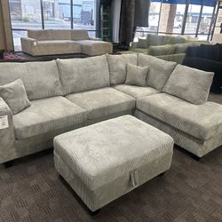 Gray Comfy Sectional With Storage Ottoman 
