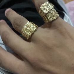 2 10k Nugget Rings 