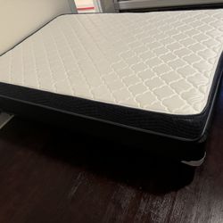 Full Size Bed 