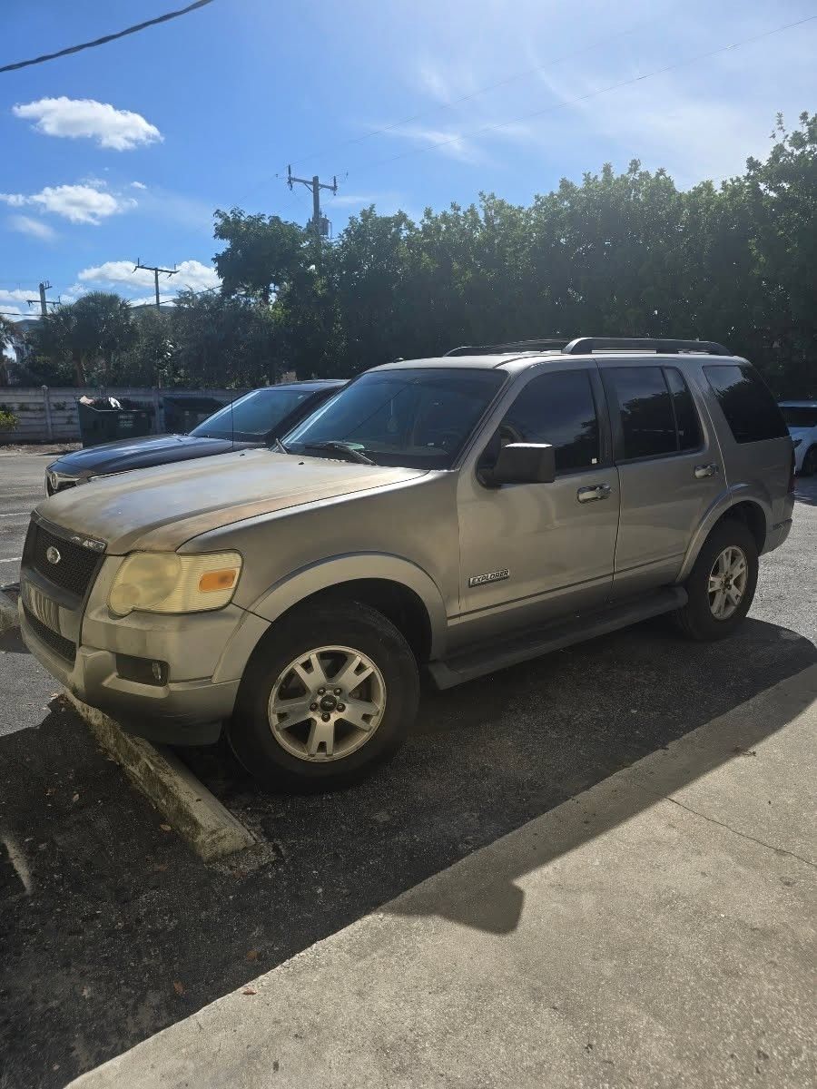 2008 Ford Explorer