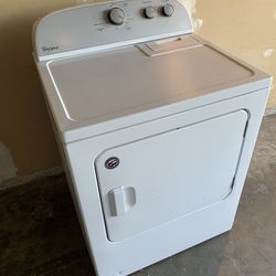 Whirlpool Electric Dryer + Free Delivery 