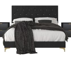 Upholstered Standard 3 Piece Bedroom Set