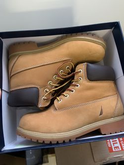 Nautica Boy’s boots, size 2, new