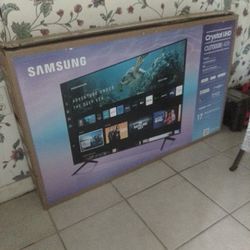 Brand New , Samsung Smart TV 43 Inch 