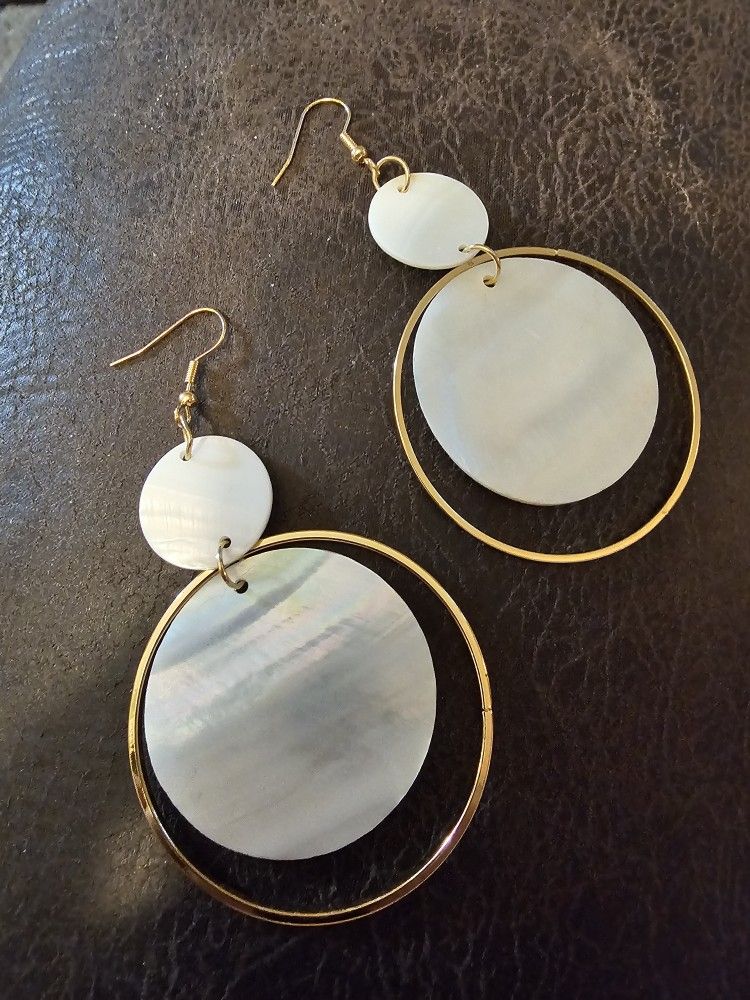 Elegant Gold and White Hoop Earrings